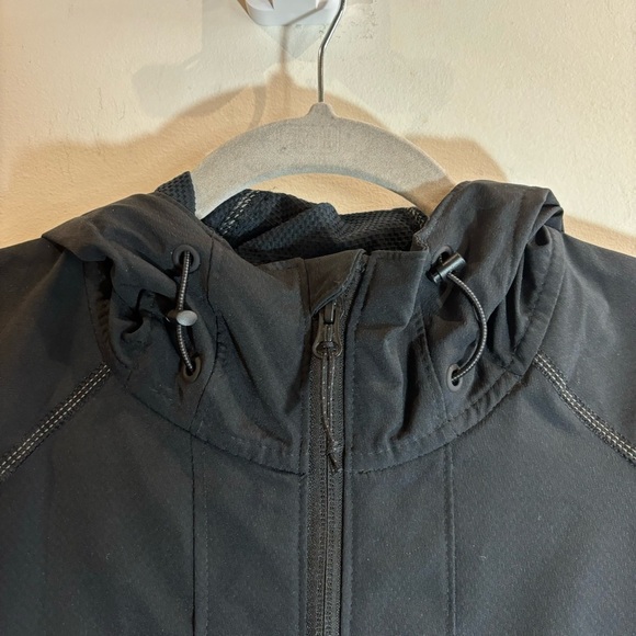 COLUMBIA Sz L Hooded Zip Up Mesh Lining Pockets Drawstring Wind Breaker Jacket - Picture 4 of 15